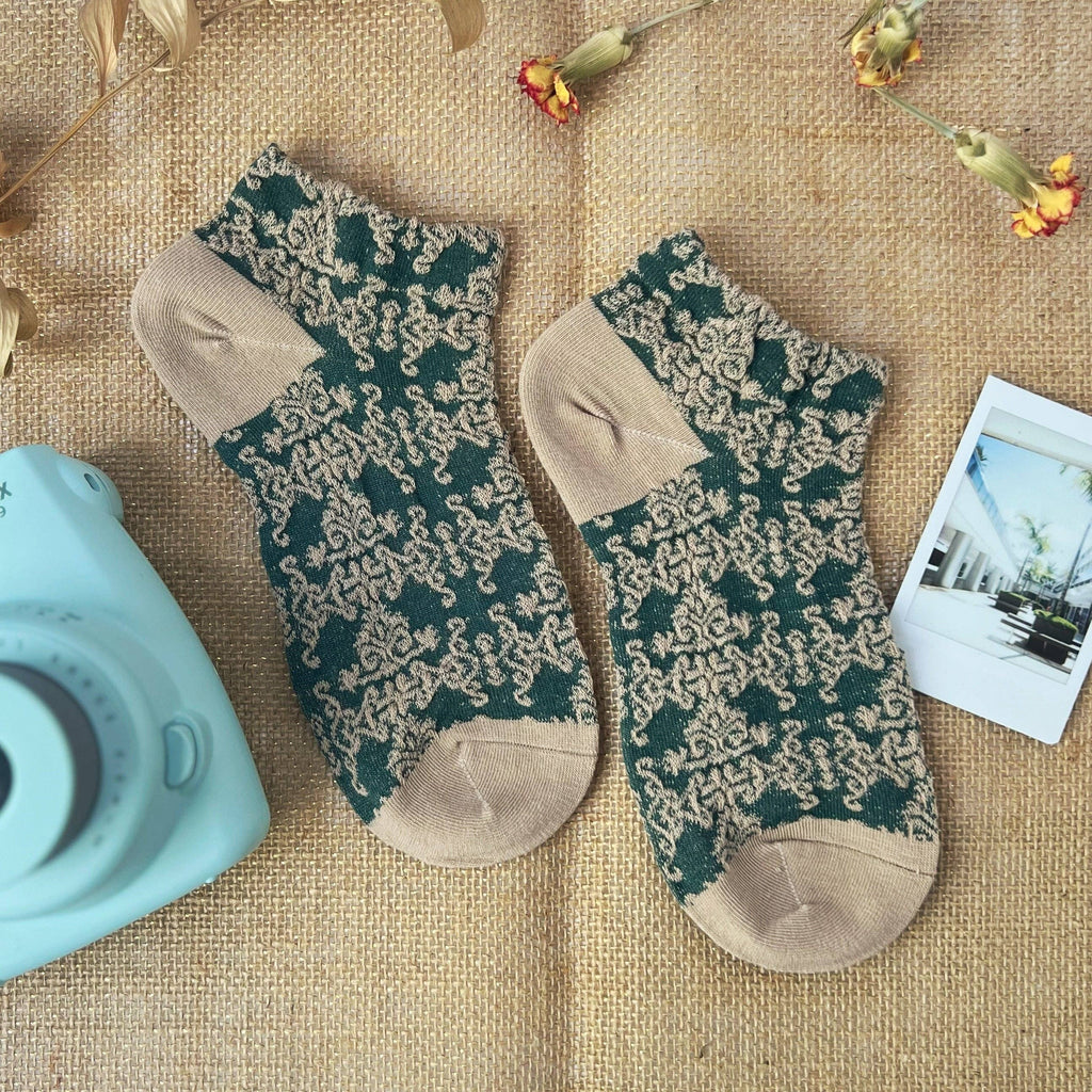 Haden Floral Ankle Socks: Teal