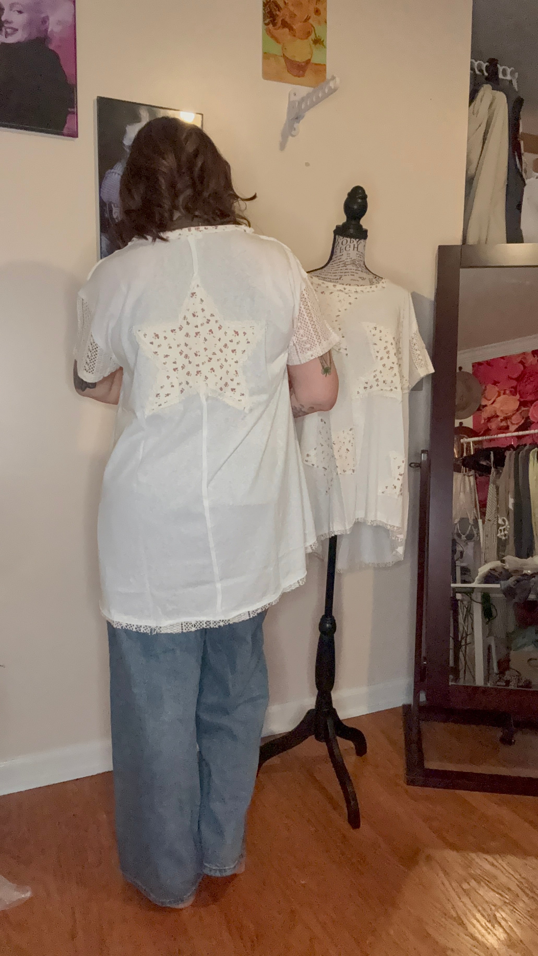 Vintage washed short sleeve star patches tunic top SALE: OFF WHITE