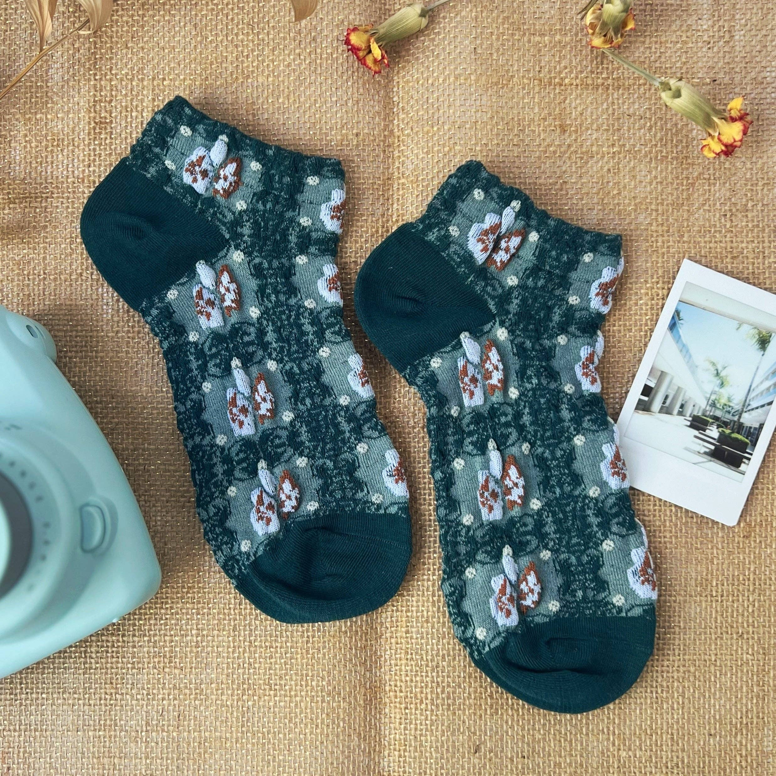 Haden Floral Ankle Socks: Teal Lace