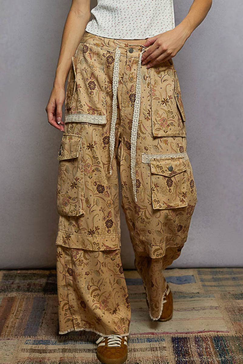 Lace waist drawstring striped casual pants: VANILLA FLORAL / L