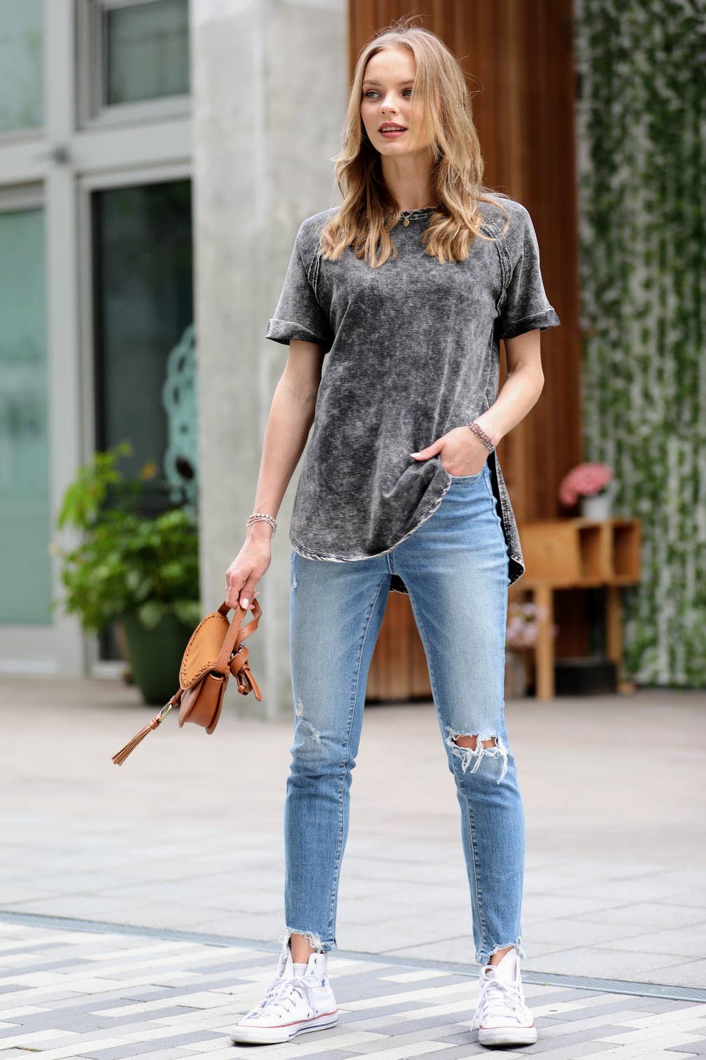 French Terry Vintage Wash Casual Top W/ Back Patch Zenana: ASHMOCHA-163550 / L